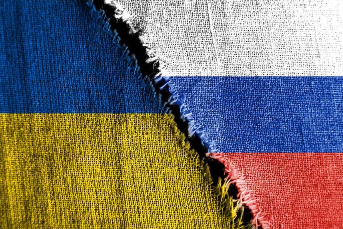 ukraine russia flags sm
